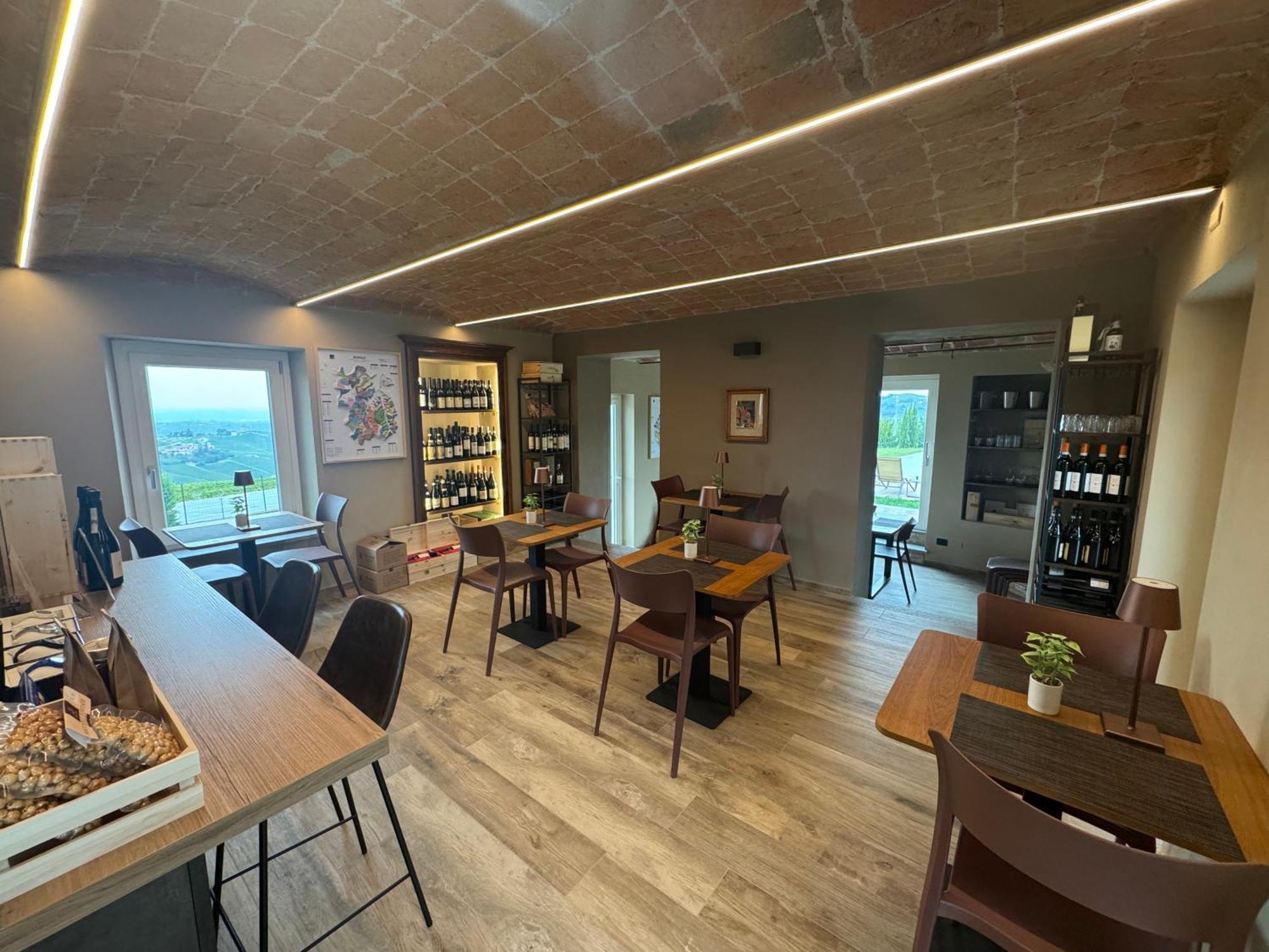 Villa Barbero Alba Langhe Mango Eksteriør bilde